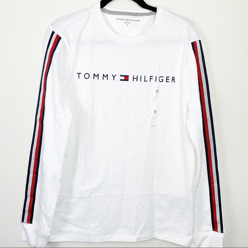 🔥White Tommy Hilfiger long sleeve T shirt🔥